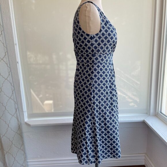 Land's End Blue/White Geometric Sleeveless V-Neck Dress NWT, Size 2 - Picture 3 of 10